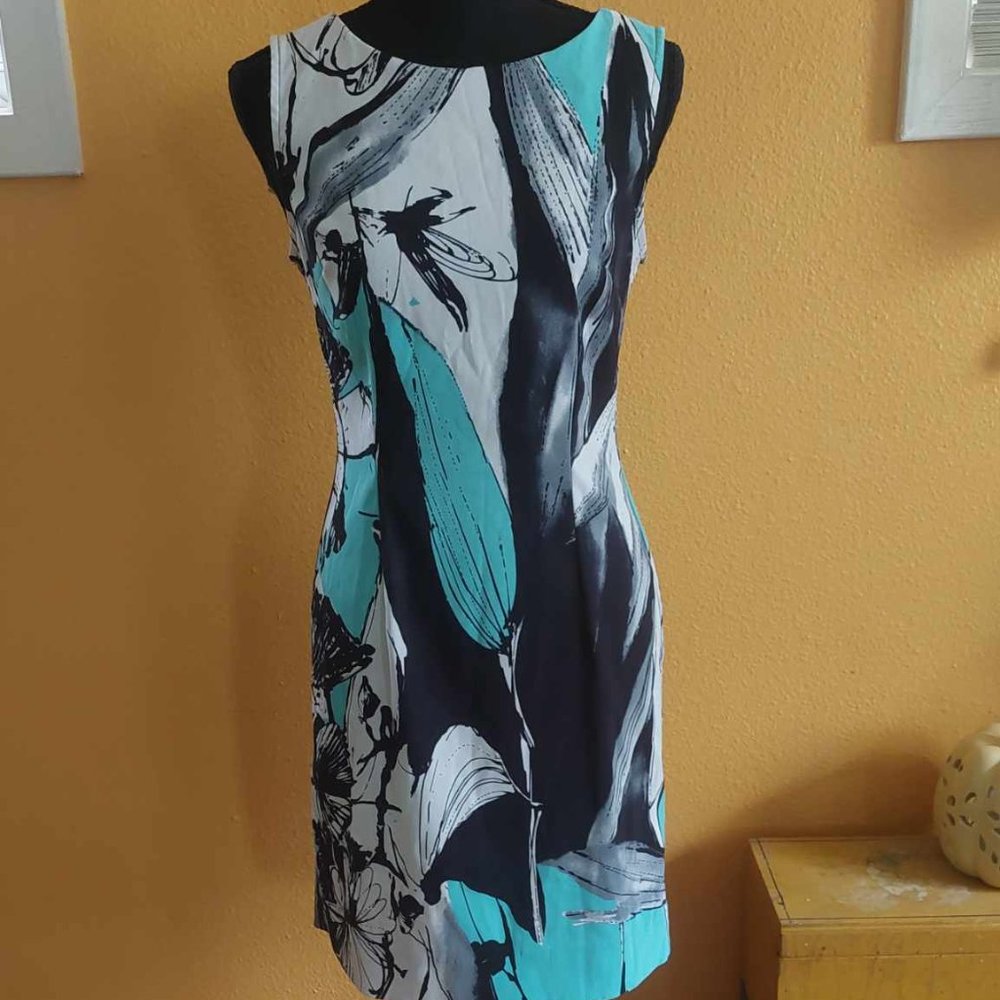 Women's size 4 Sheath Dress